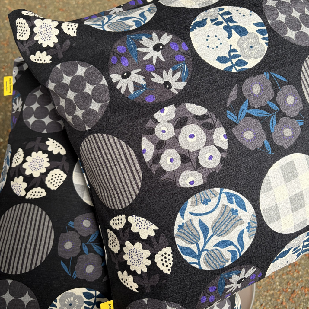 Handmade Kyoto Cotton Throw Pillow Cover : Black Round (50x50cm / 20")