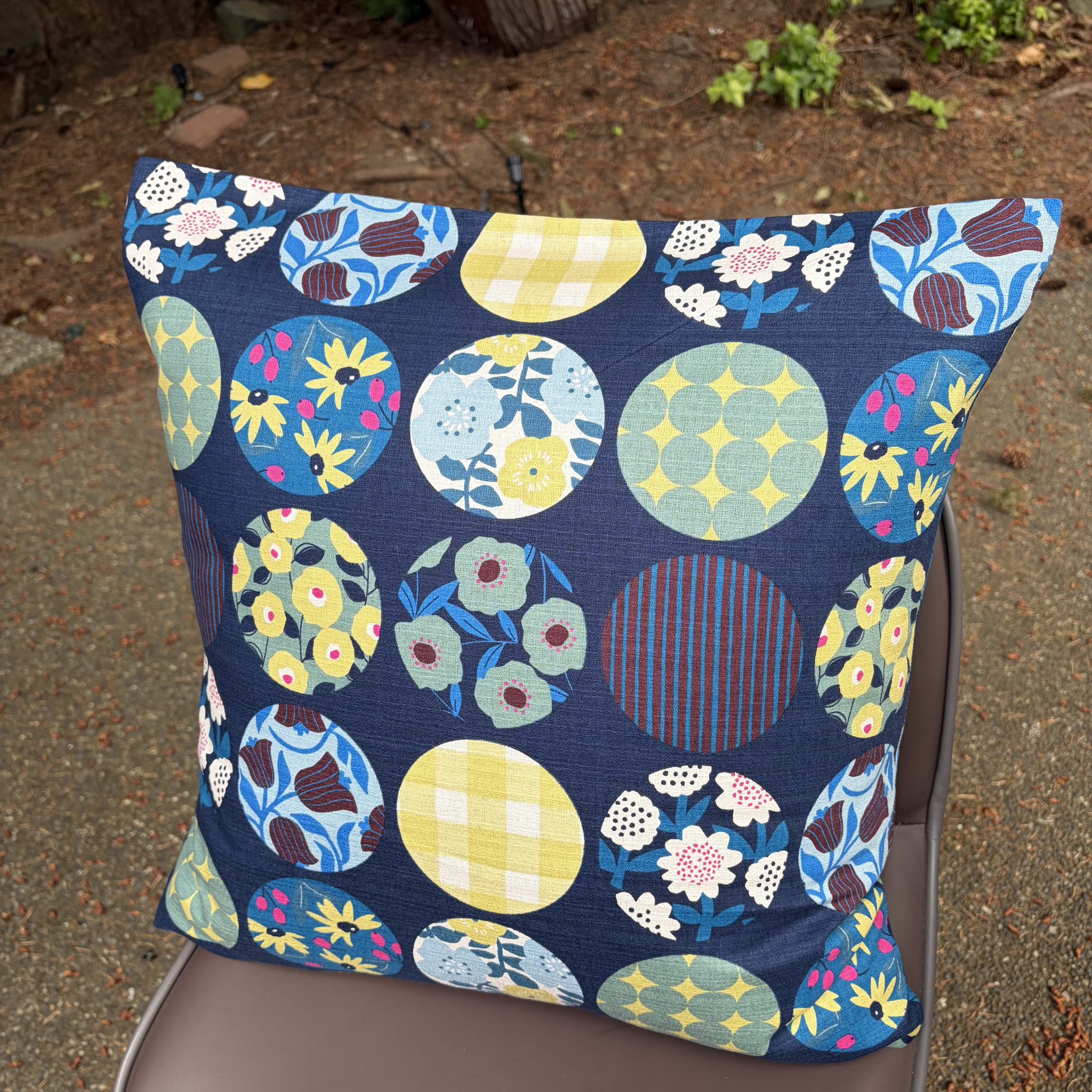 Handmade Kyoto Cotton Throw Pillow Cover : Navy Round (50x50cm / 20")