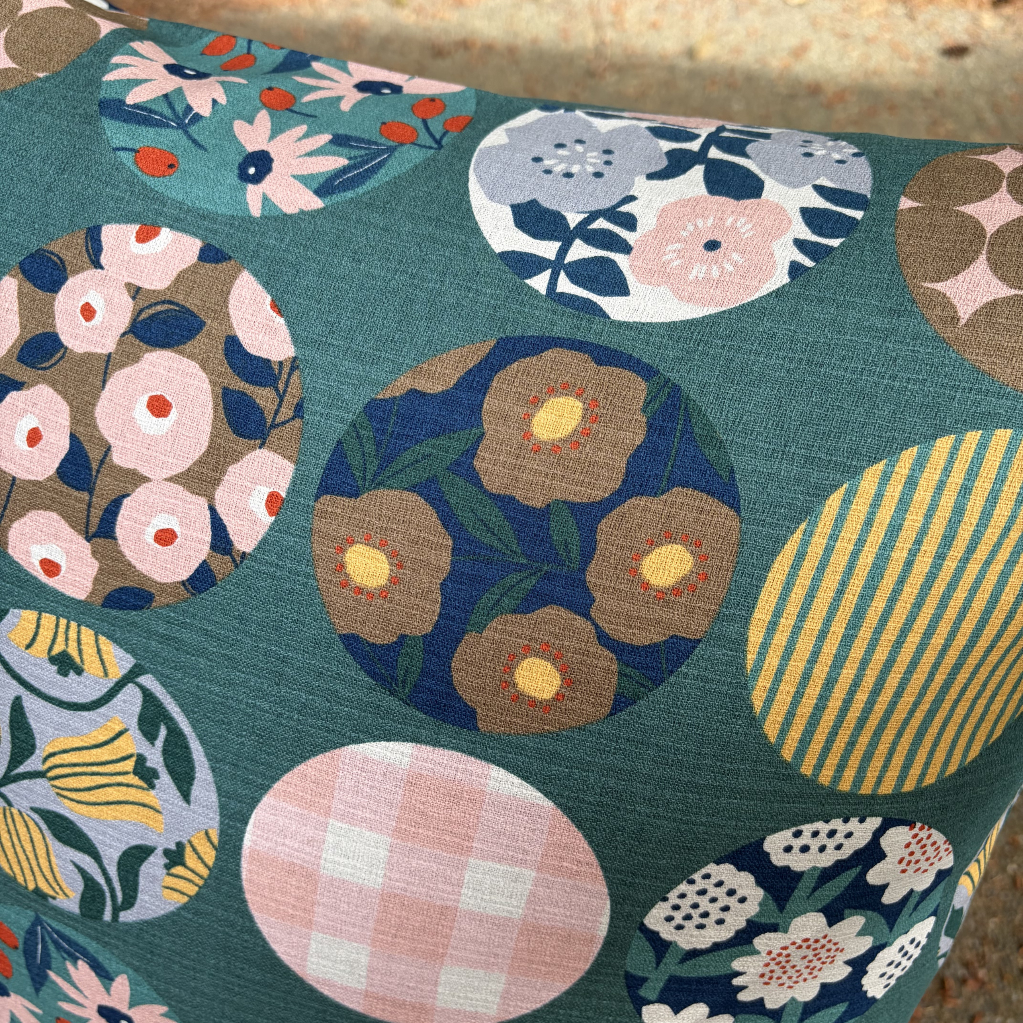 Handmade Kyoto Cotton Throw Pillow Cover : Green Round (50x50cm / 20")