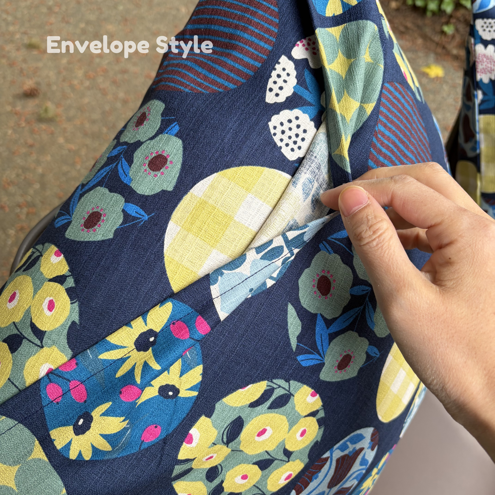 Handmade Kyoto Cotton Throw Pillow Cover : Navy Round (50x50cm / 20")