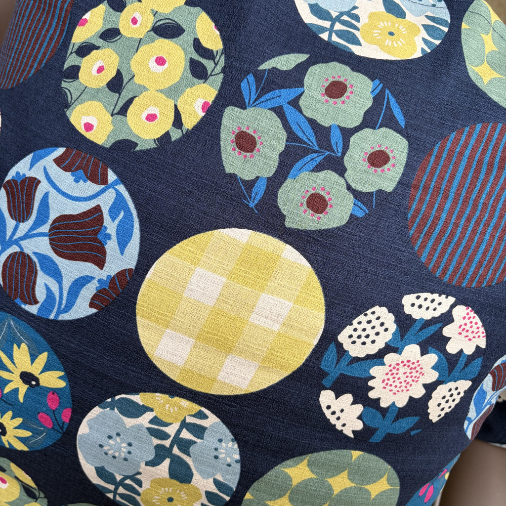 Handmade Kyoto Cotton Throw Pillow Cover : Navy Round (50x50cm / 20")