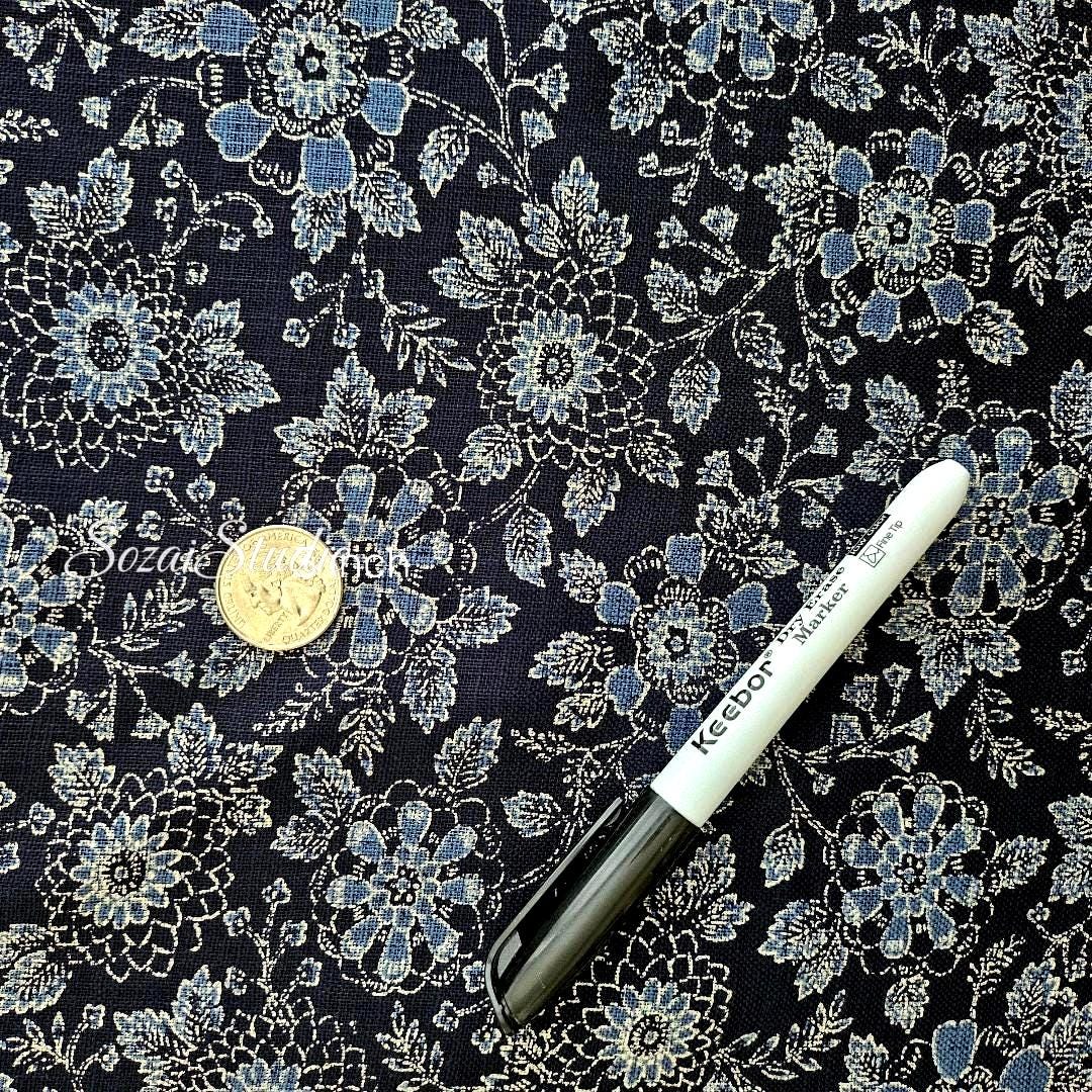 1 Yard Japanese Slub Cotton Fabric: Navy Chrysanthemum Print, Sewing & Crafting
