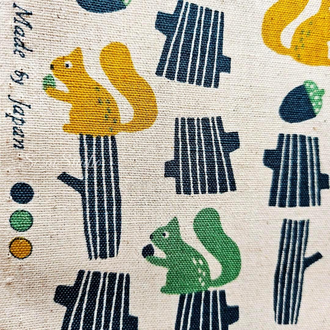 Japanese fabric - Adorable Squirrel and Acorn - Green - Linen Blend Canvas, by the yard