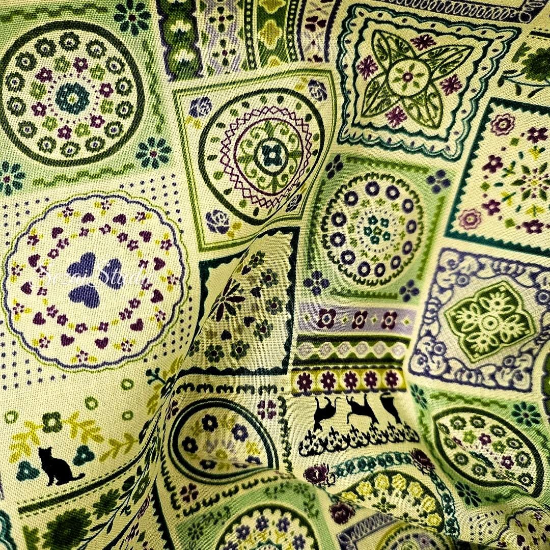 1 yard Japanese fabric - European-inspired Tile Pattern, Green - 100% Cotton Square (Print)