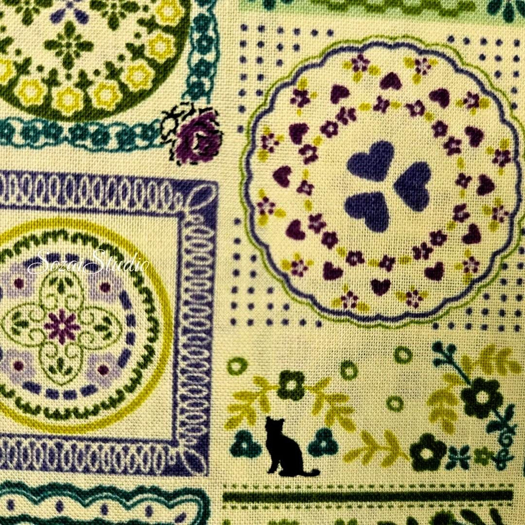 1 yard Japanese fabric - European-inspired Tile Pattern, Green - 100% Cotton Square (Print)