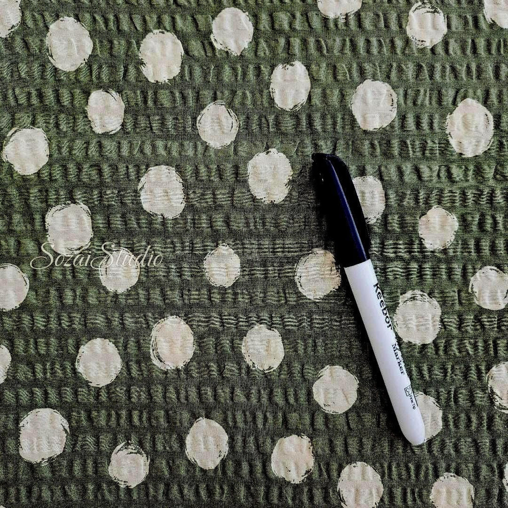 1 Yard Japanese Fabric - Dotted Ripple Cotton Seersucker - Khaki, 100% Cotton Printed