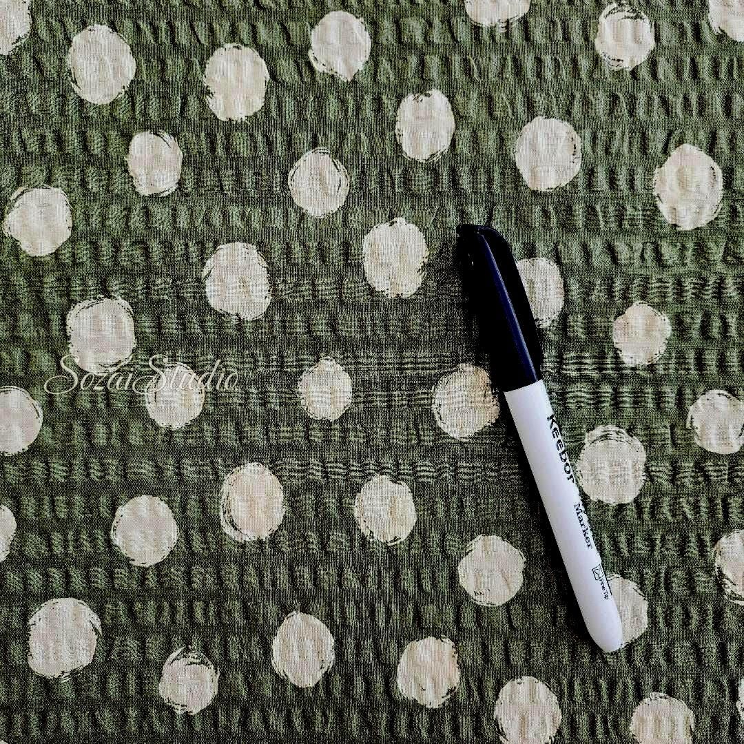 1 Yard Japanese Fabric - Dotted Ripple Cotton Seersucker - Khaki, 100% Cotton Printed
