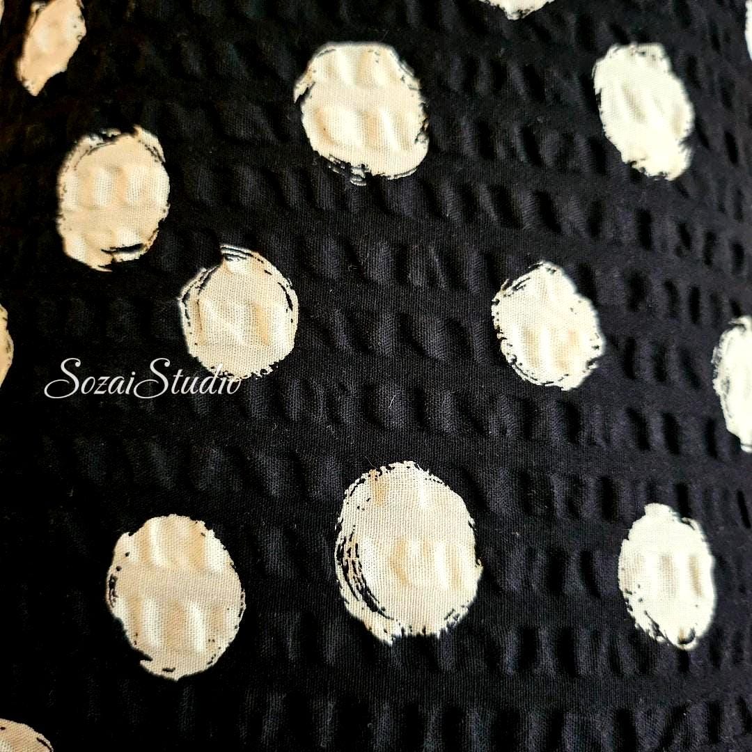 Japanese Fabric - Dotted Ripple Cotton Seersucker - BLACK, 100% Cotton Printed, by the yard