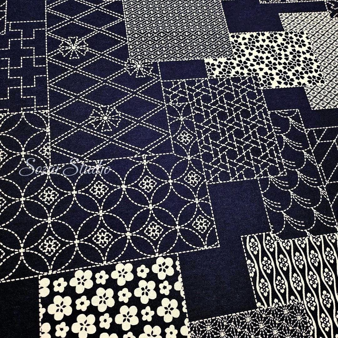 Japanese fabric - Takumi series, Sashiko geometric patterns, Navy - 100% cotton sheeting, by the yard