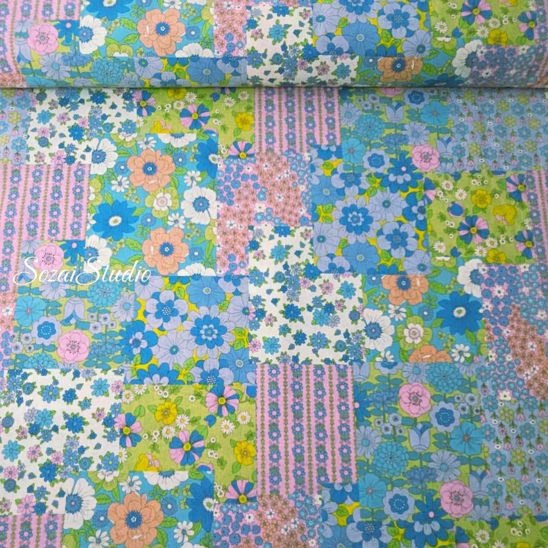 1 Yard Retro Floral Pattern : 100% Cotton Print, Blue