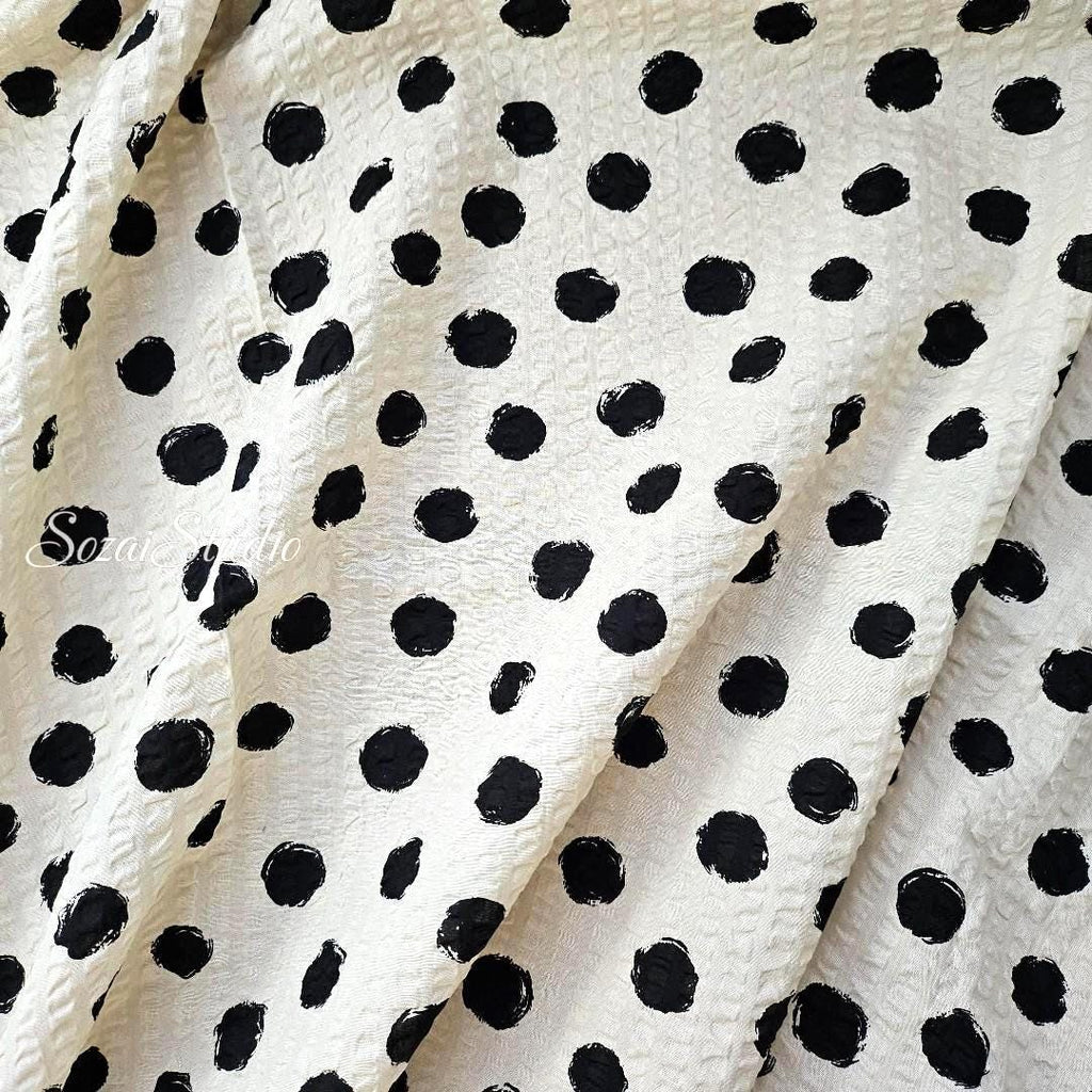 Japanese Cotton Seersucker Fabric: Ivory Dotted Ripple, Lightweight Summer Material, by the yard