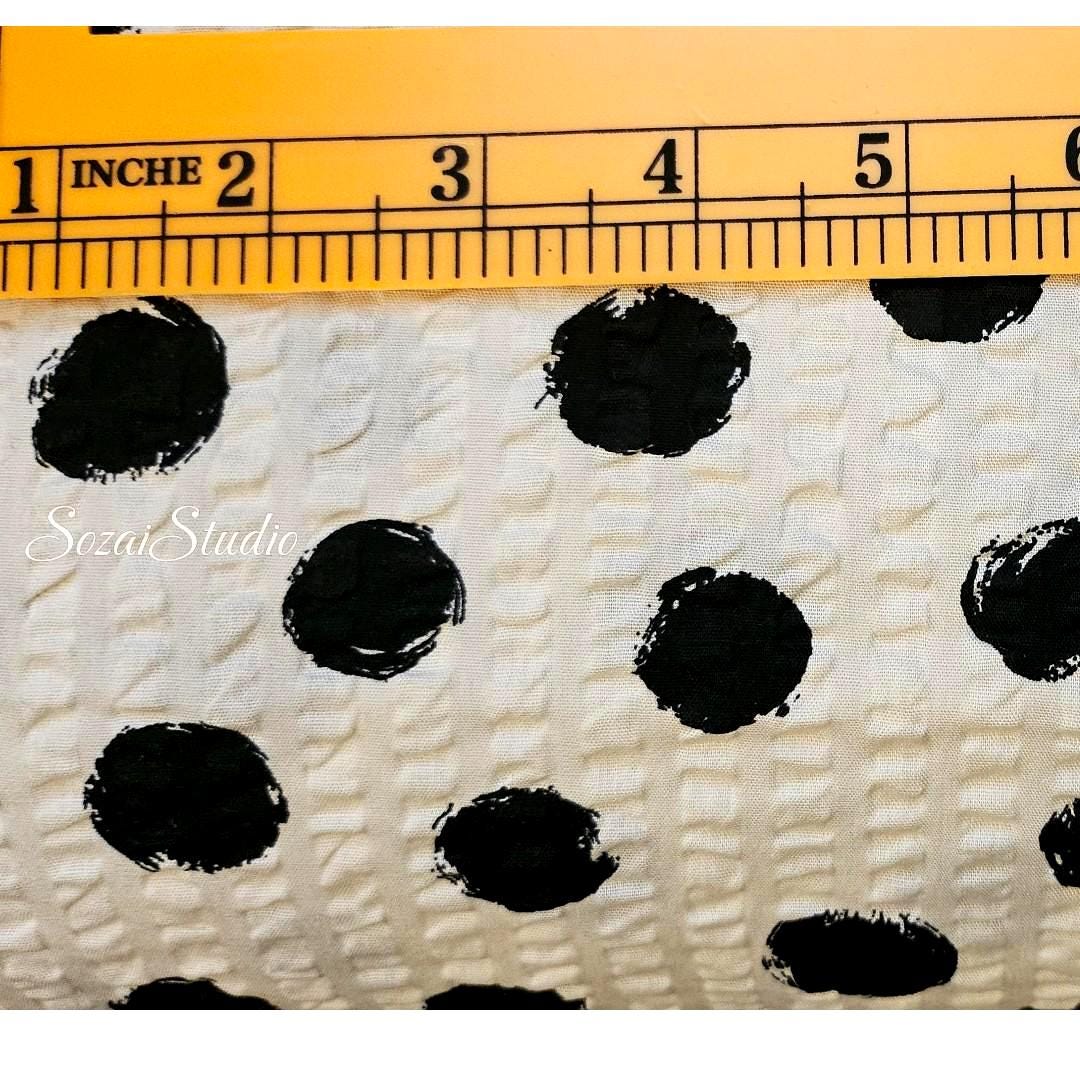 Japanese Cotton Seersucker Fabric: Ivory Dotted Ripple, Lightweight Summer Material, by the yard