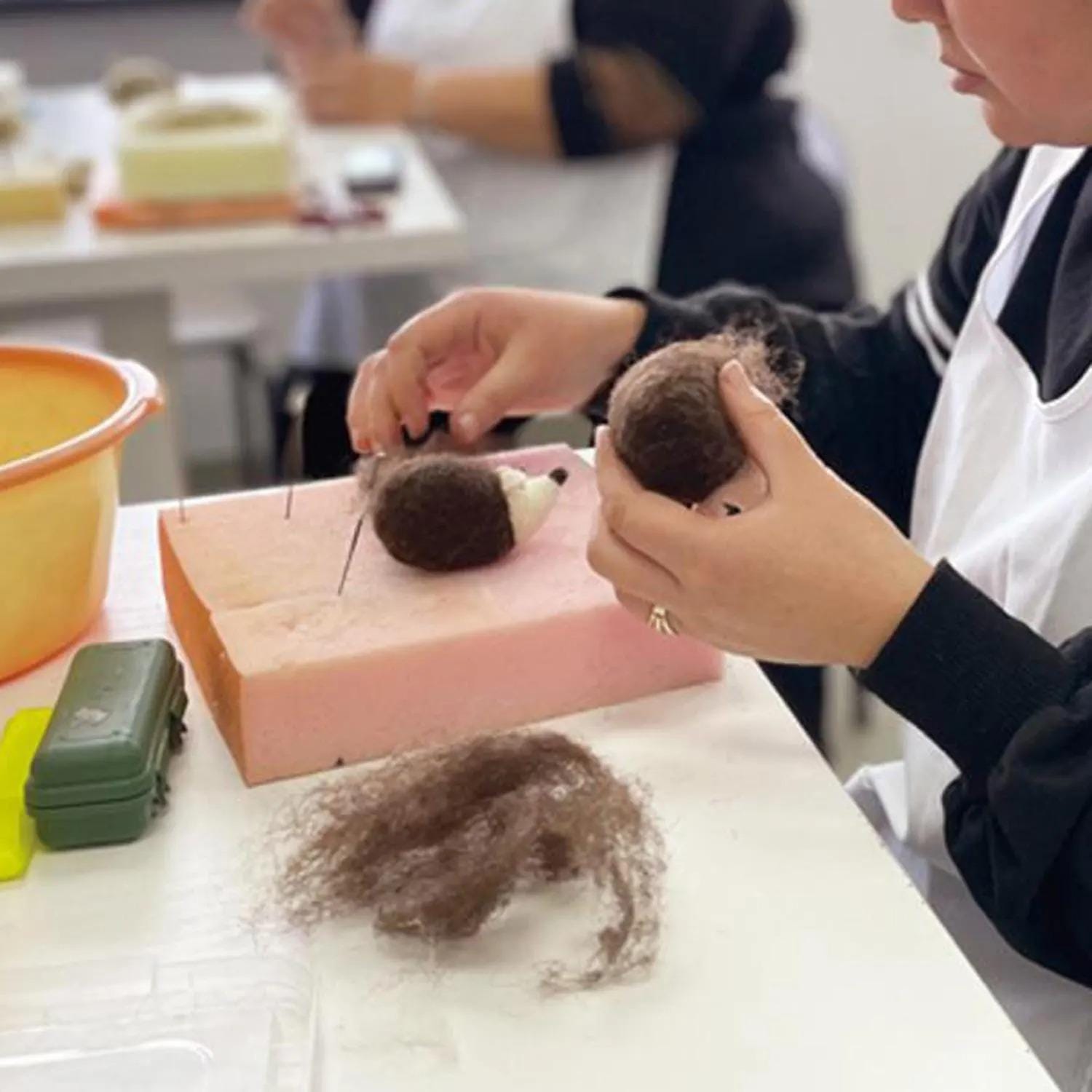 Clover Harisenbon (Pufferfish) : 100% Wool Felt Pin Cushion_Beige