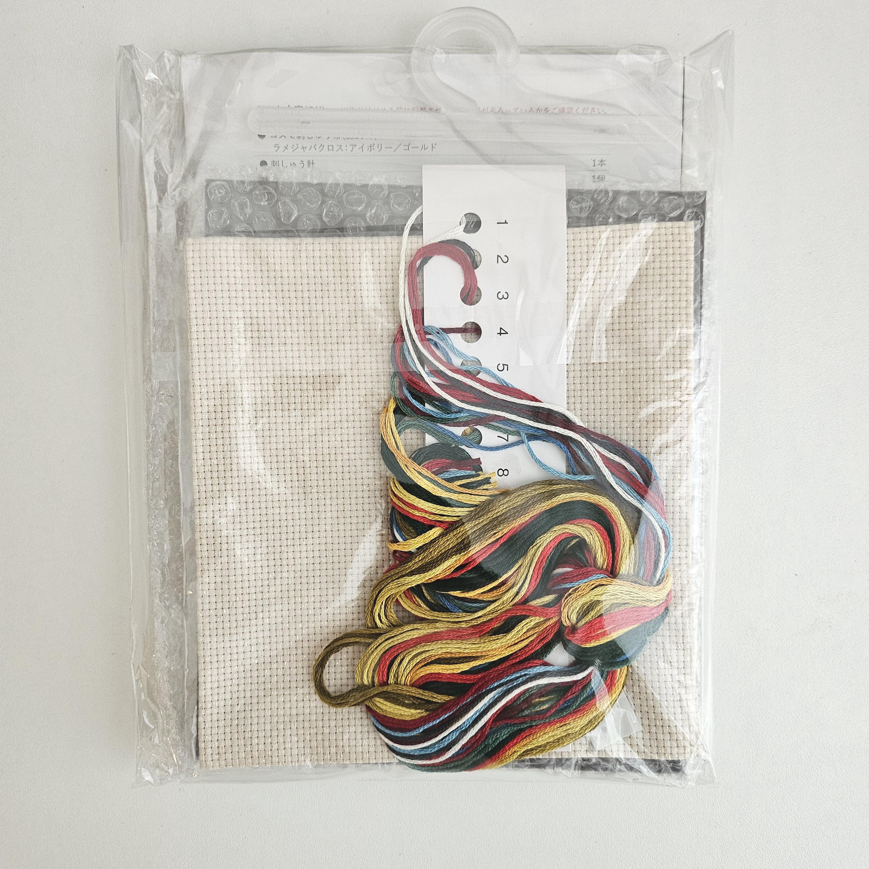 Embroidery Kit : Made in Japan, Sparkling Japanese Seasons- Beginning of Winter, Le cien Cosmo