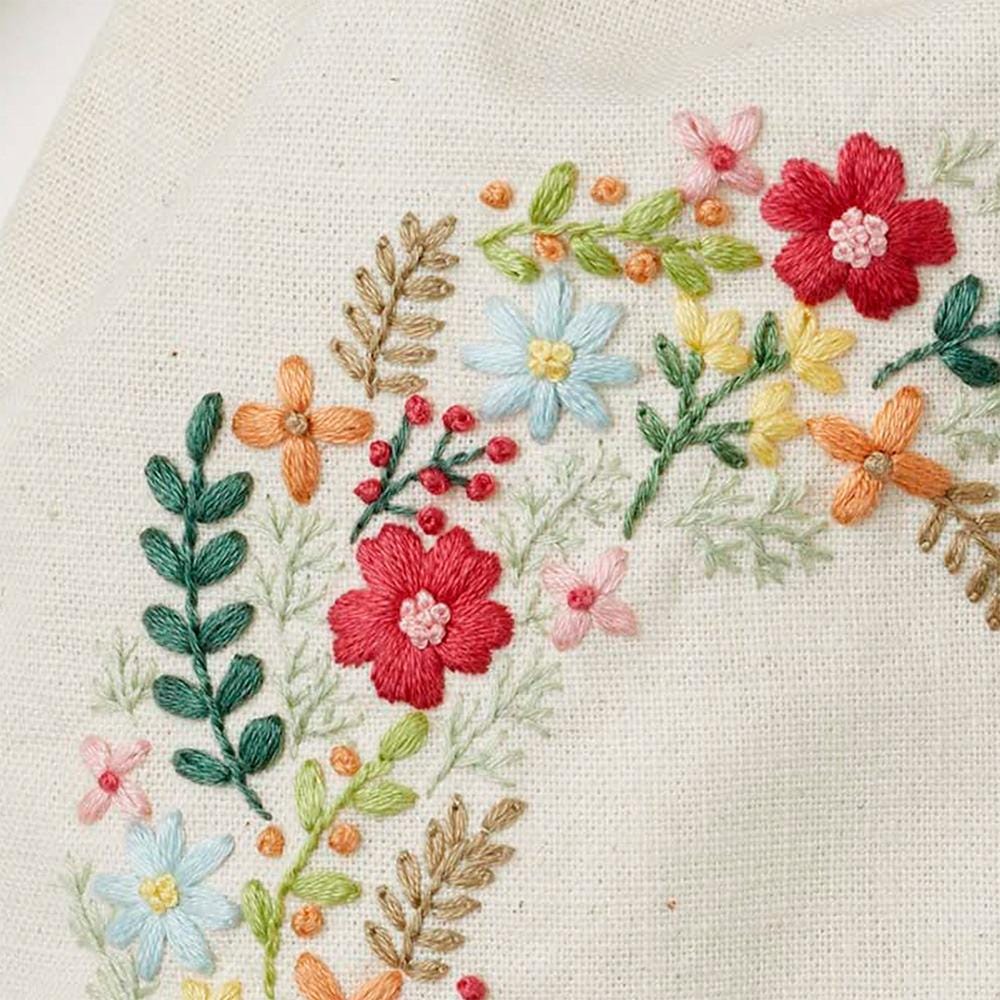 Japanese DIY KIT - Cosmo Embroidery Handicraft kit : Small Flower Wreath, Drawstring pouch